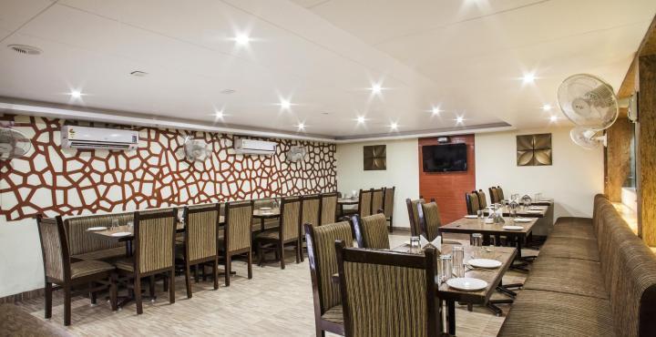 Oyo 2155 Hotel Wardhman Jabalpur Exteriér fotografie