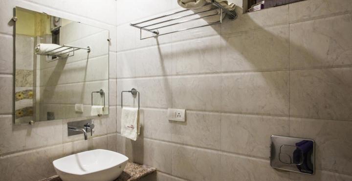 Oyo 2155 Hotel Wardhman Jabalpur Exteriér fotografie